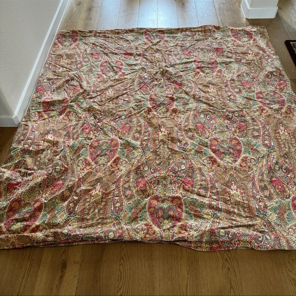 Pottery Barn Paisley Floral Duvet Cover in Red, Green, Tan